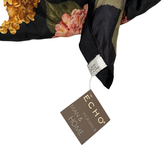 Echo vintage silk rich black hydrangeas oblong scarf NEW NWT - Picture 4 of 4